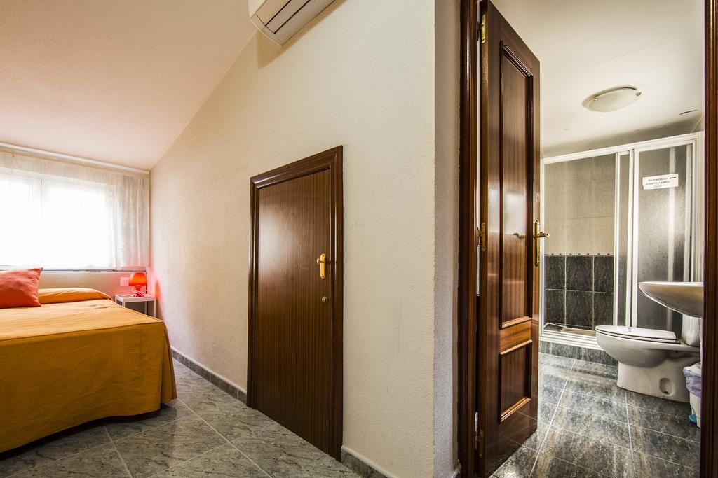 Hostal Escala Luna Salamanca Exterior foto